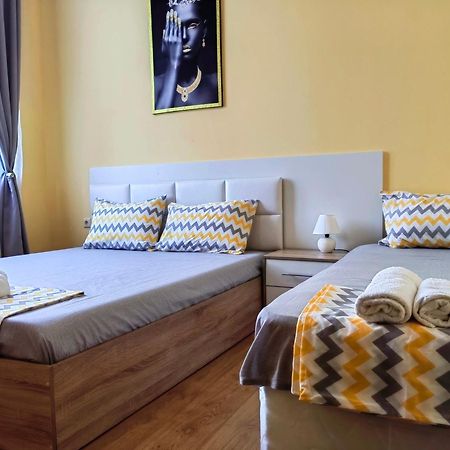 Pool Apartment Amadeus Lux Slăntjev Brjag Rum bild