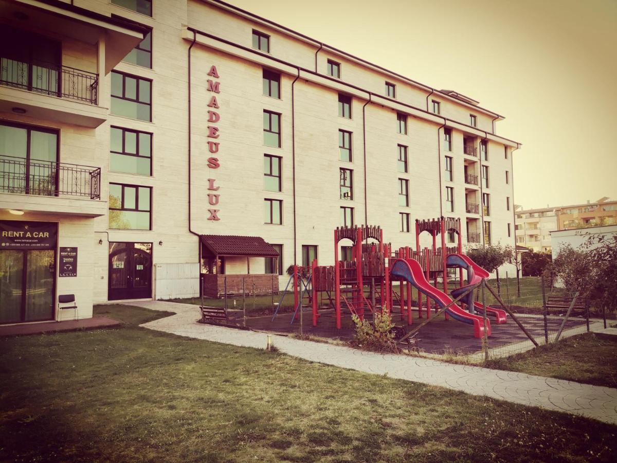 Pool Apartment Amadeus Lux Slăntjev Brjag Exteriör bild