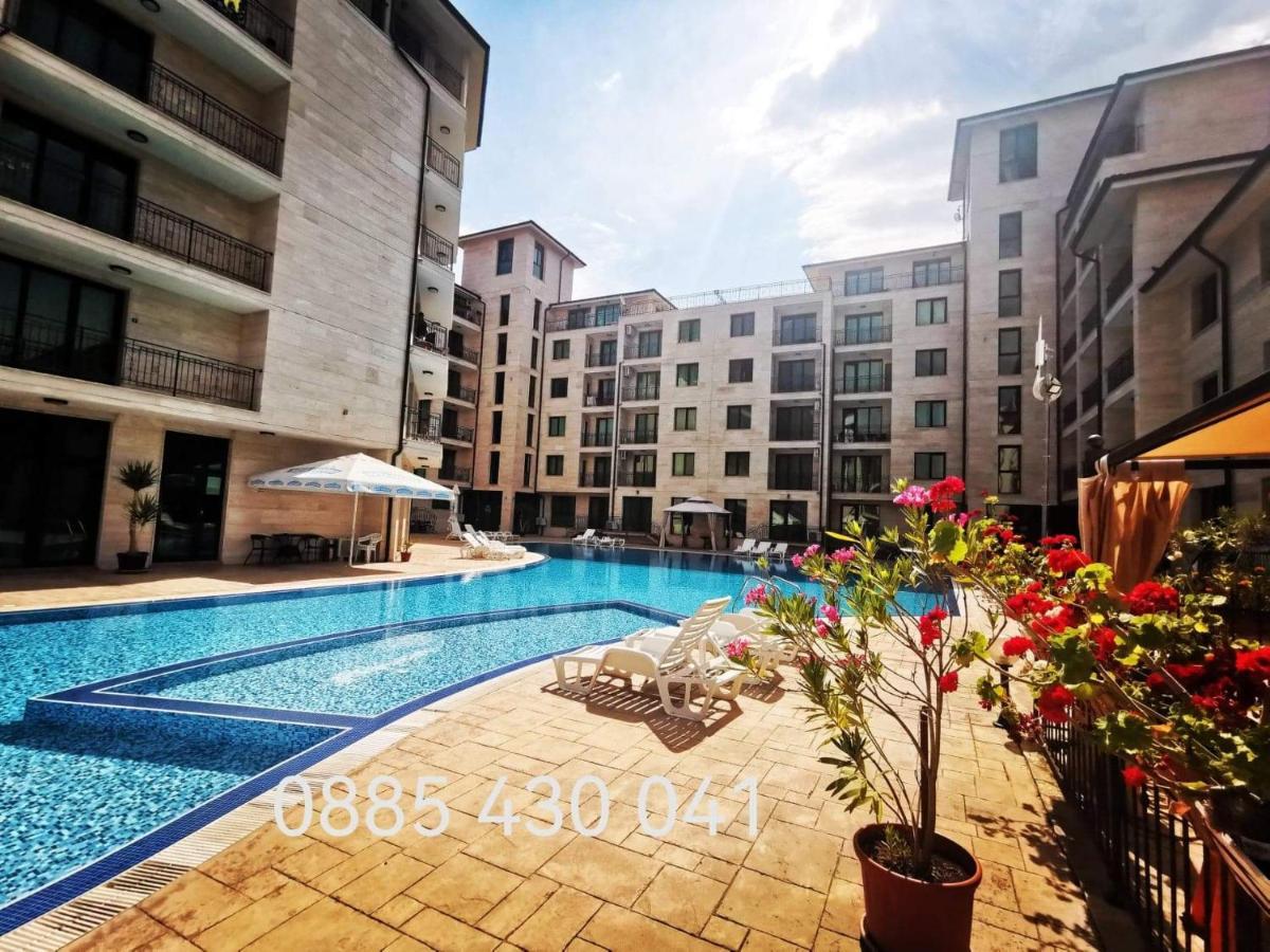 Pool Apartment Amadeus Lux Slăntjev Brjag Exteriör bild