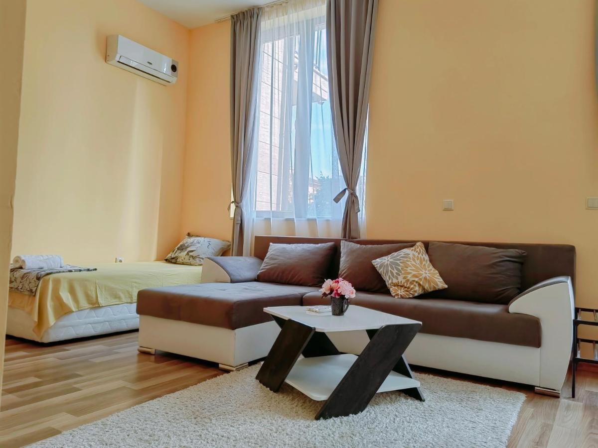 Pool Apartment Amadeus Lux Slăntjev Brjag Exteriör bild